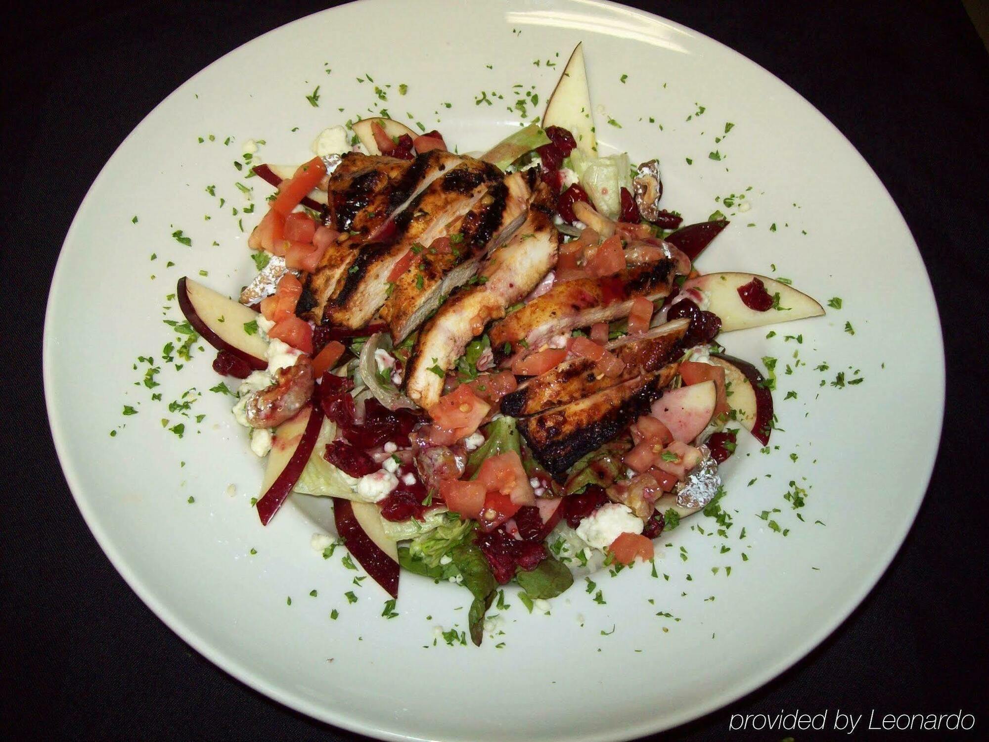 Hotel Doubletree By Hilton Wichita Airport Restaurant photo